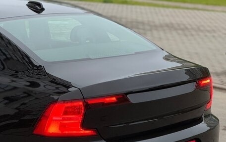Volvo S90 II рестайлинг, 2017 год, 2 980 000 рублей, 17 фотография