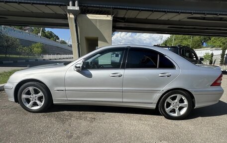 Mercedes-Benz C-Класс, 2005 год, 1 000 000 рублей, 3 фотография
