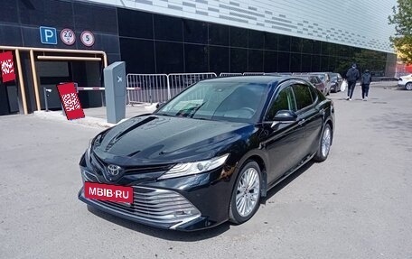 Toyota Camry, 2019 год, 2 730 000 рублей, 2 фотография