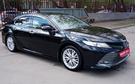 Toyota Camry, 2019 год, 2 730 000 рублей, 4 фотография