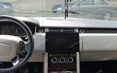 Land Rover Range Rover IV рестайлинг, 2013 год, 3 000 000 рублей, 19 фотография