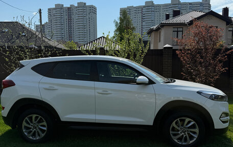 Hyundai Tucson III, 2016 год, 2 490 000 рублей, 3 фотография