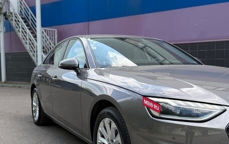 Audi A4, 2020 год, 2 970 000 рублей, 4 фотография