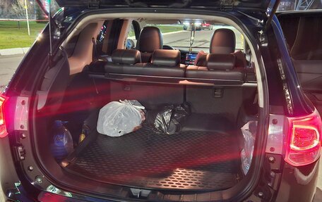 Mitsubishi Outlander III рестайлинг 3, 2014 год, 1 350 000 рублей, 9 фотография
