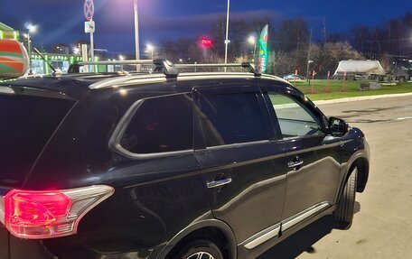 Mitsubishi Outlander III рестайлинг 3, 2014 год, 1 350 000 рублей, 14 фотография