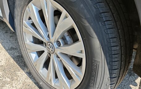 Volkswagen Tiguan II, 2018 год, 2 600 000 рублей, 8 фотография