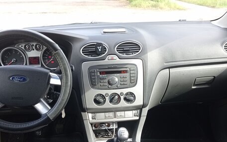 Ford Focus II рестайлинг, 2011 год, 650 000 рублей, 3 фотография