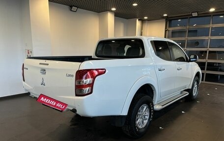 Mitsubishi L200 IV рестайлинг, 2017 год, 1 560 000 рублей, 3 фотография