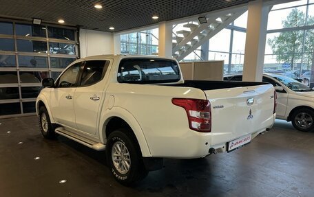 Mitsubishi L200 IV рестайлинг, 2017 год, 1 560 000 рублей, 5 фотография
