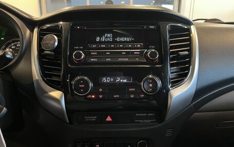 Mitsubishi L200 IV рестайлинг, 2017 год, 1 560 000 рублей, 13 фотография