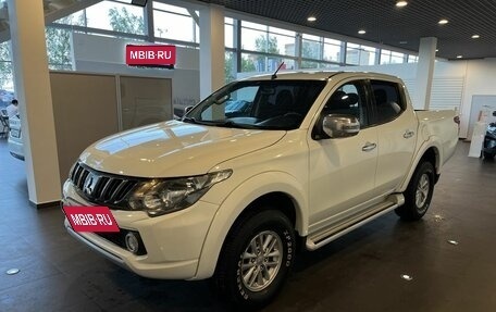 Mitsubishi L200 IV рестайлинг, 2017 год, 1 560 000 рублей, 7 фотография