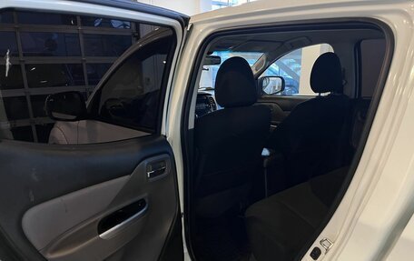 Mitsubishi L200 IV рестайлинг, 2017 год, 1 560 000 рублей, 23 фотография