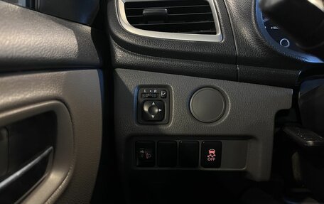 Mitsubishi L200 IV рестайлинг, 2017 год, 1 560 000 рублей, 29 фотография