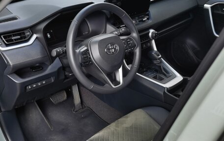 Toyota RAV4, 2025 год, 3 989 999 рублей, 5 фотография