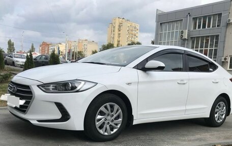 Hyundai Elantra VI рестайлинг, 2017 год, 1 390 000 рублей, 2 фотография