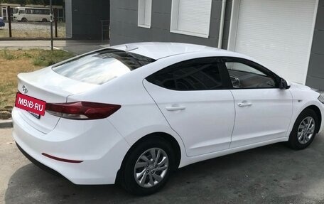 Hyundai Elantra VI рестайлинг, 2017 год, 1 390 000 рублей, 3 фотография