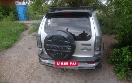 Chevrolet Niva I рестайлинг, 2004 год, 400 000 рублей, 4 фотография