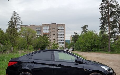 Hyundai Solaris II рестайлинг, 2015 год, 840 000 рублей, 3 фотография