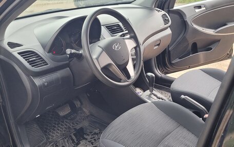 Hyundai Solaris II рестайлинг, 2015 год, 840 000 рублей, 8 фотография