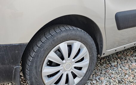 Citroen Berlingo II рестайлинг, 2011 год, 615 000 рублей, 11 фотография