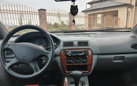 Mitsubishi Galant VIII, 2000 год, 360 000 рублей, 13 фотография