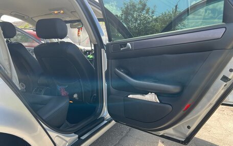 Audi A6, 2004 год, 750 000 рублей, 14 фотография