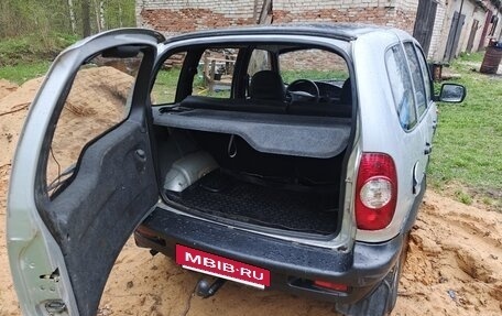 Chevrolet Niva I рестайлинг, 2004 год, 220 000 рублей, 6 фотография
