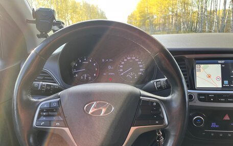 Hyundai Solaris II рестайлинг, 2018 год, 1 220 000 рублей, 11 фотография