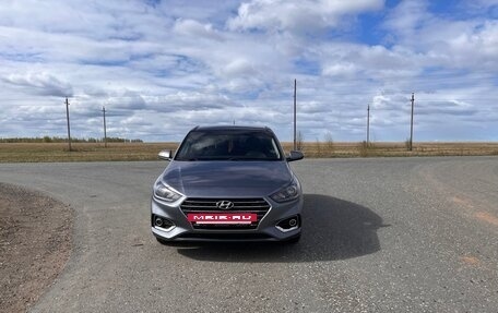 Hyundai Solaris II рестайлинг, 2018 год, 1 220 000 рублей, 8 фотография