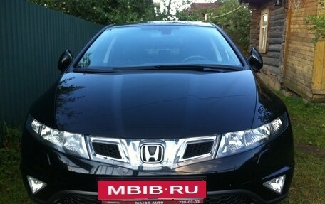 Honda Civic VIII, 2010 год, 850 000 рублей, 2 фотография