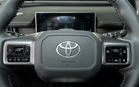 Toyota RAV4, 2025 год, 4 280 000 рублей, 9 фотография
