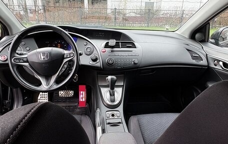 Honda Civic VIII, 2010 год, 850 000 рублей, 6 фотография