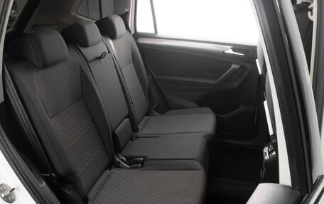 Volkswagen Tiguan II, 2018 год, 2 129 000 рублей, 7 фотография