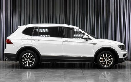 Volkswagen Tiguan II, 2018 год, 2 129 000 рублей, 5 фотография