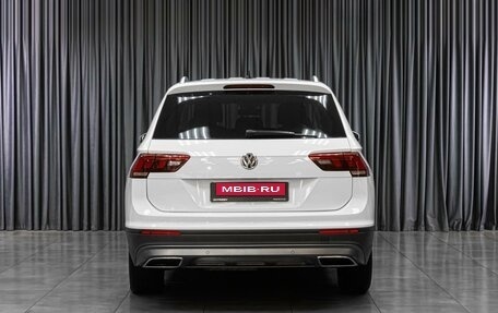 Volkswagen Tiguan II, 2018 год, 2 129 000 рублей, 4 фотография