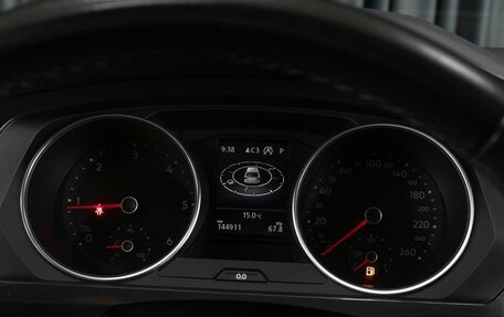 Volkswagen Tiguan II, 2018 год, 2 129 000 рублей, 15 фотография
