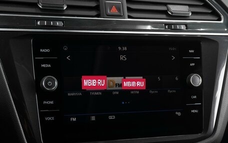 Volkswagen Tiguan II, 2018 год, 2 129 000 рублей, 14 фотография