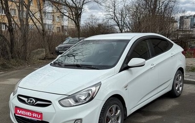 Hyundai Solaris II рестайлинг, 2011 год, 800 000 рублей, 1 фотография