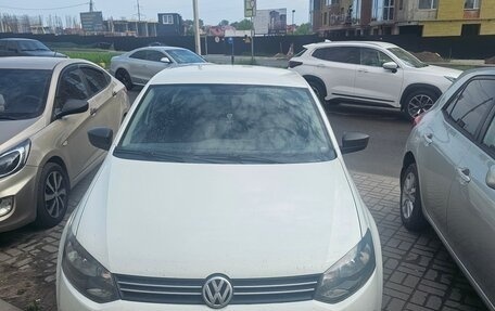 Volkswagen Polo VI (EU Market), 2014 год, 700 000 рублей, 1 фотография