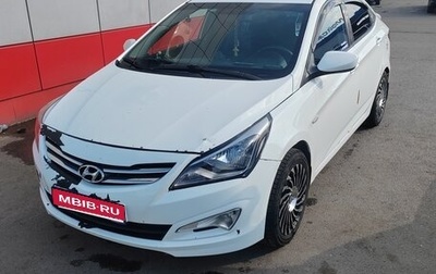 Hyundai Solaris II рестайлинг, 2015 год, 650 000 рублей, 1 фотография