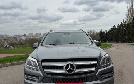 Mercedes-Benz GL-Класс, 2013 год, 2 050 000 рублей, 2 фотография