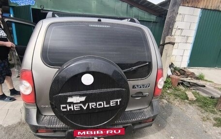 Chevrolet Niva I рестайлинг, 2018 год, 660 000 рублей, 2 фотография