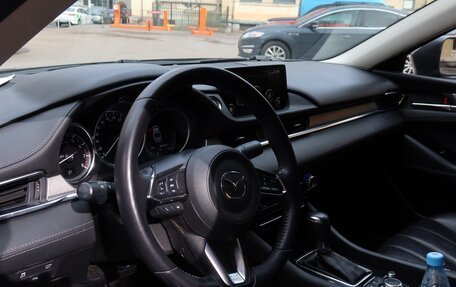 Mazda 6, 2019 год, 2 420 000 рублей, 6 фотография