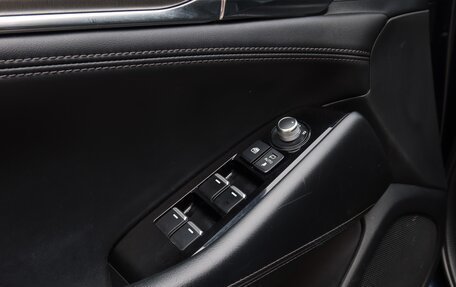 Mazda 6, 2019 год, 2 420 000 рублей, 9 фотография