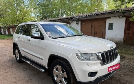Jeep Grand Cherokee, 2012 год, 1 590 000 рублей, 3 фотография