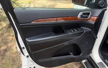 Jeep Grand Cherokee, 2012 год, 1 590 000 рублей, 23 фотография