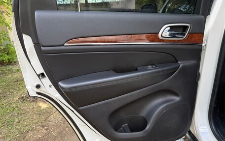 Jeep Grand Cherokee, 2012 год, 1 590 000 рублей, 25 фотография