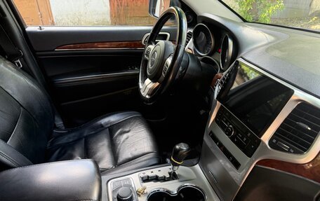 Jeep Grand Cherokee, 2012 год, 1 590 000 рублей, 26 фотография