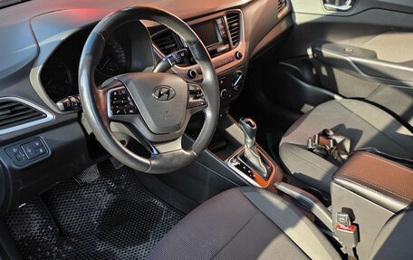 Hyundai Solaris II рестайлинг, 2017 год, 1 230 000 рублей, 8 фотография