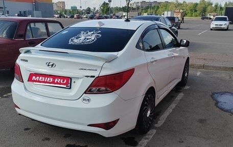 Hyundai Solaris II рестайлинг, 2015 год, 650 000 рублей, 4 фотография